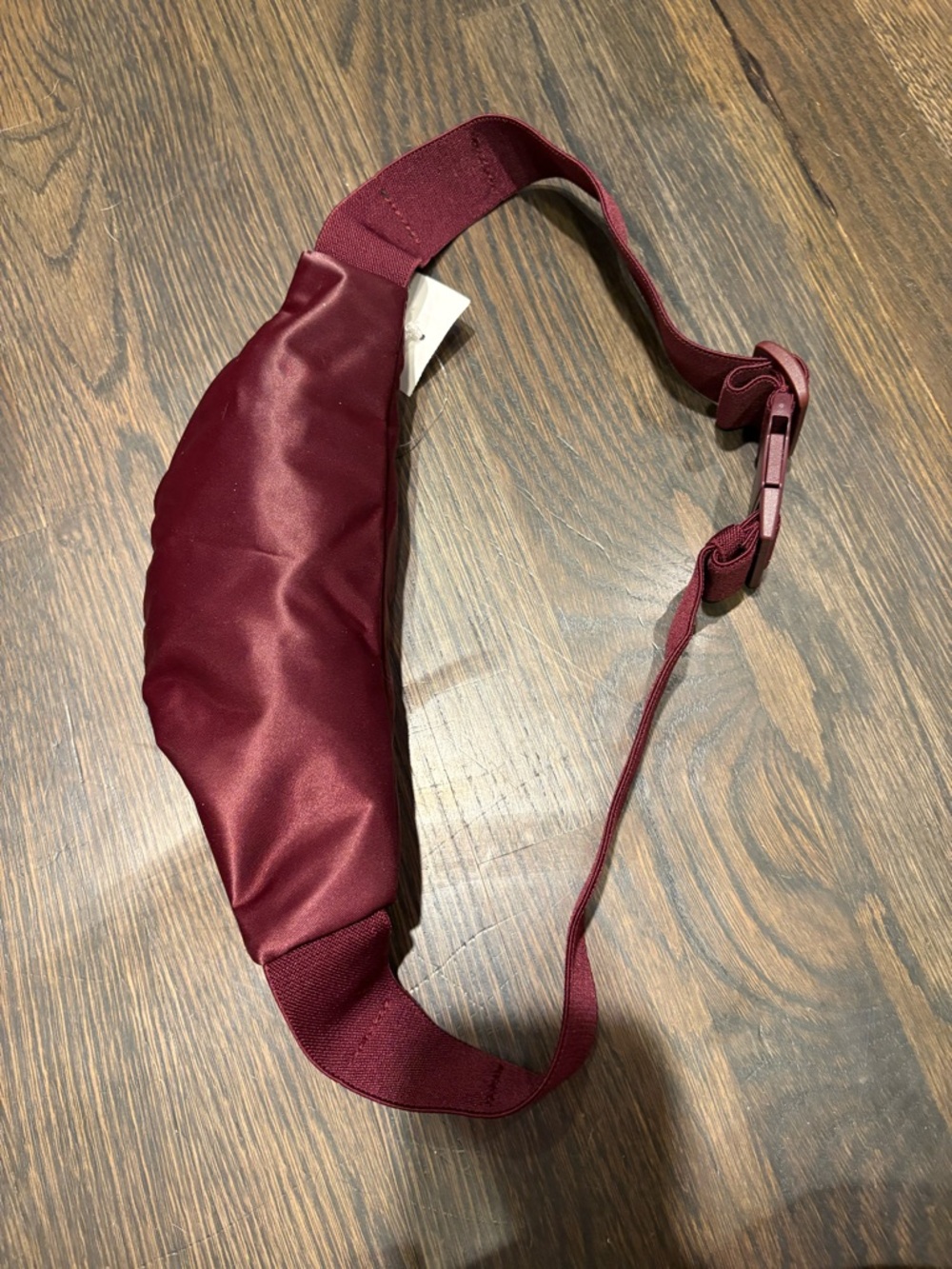 IVY PARK adidas Maroon Belt Bag with Silver Zip one size fits most elastic belt - Picture 5 of 11